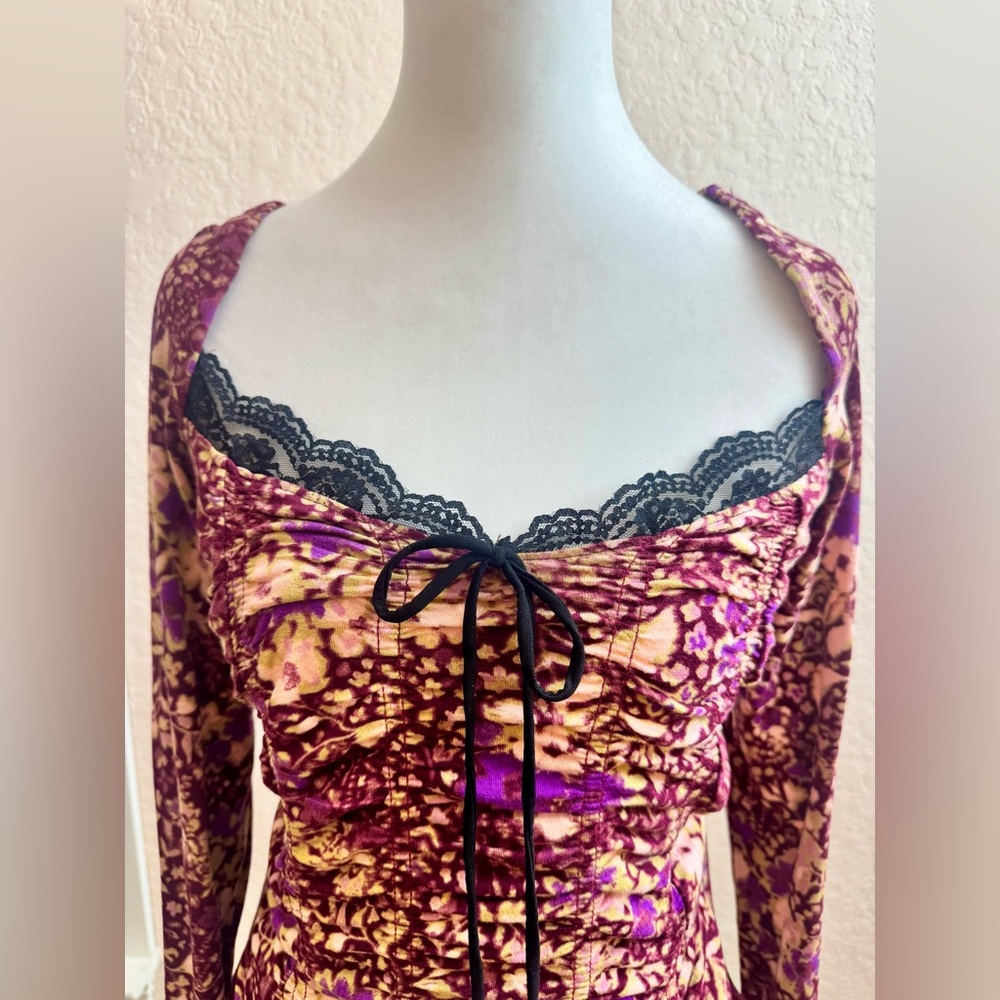 Free People Women’s Floral and Lace Top - Picture 4 of 9